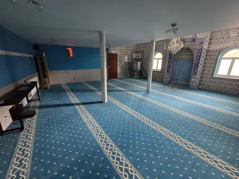 Mosquée Ulu Camii de Marche-en-Famenne — intérieur (12)