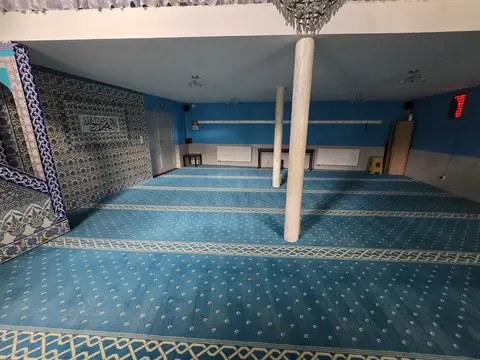 Mosquée Ulu Camii de Marche-en-Famenne — intérieur (13)