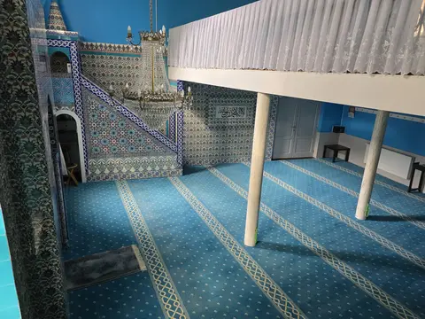 Mosquée Ulu Camii de Marche-en-Famenne — intérieur (17)